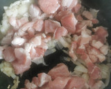 Foto del paso 1 de la receta: Arroz con lomo y panceta