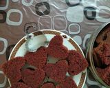A picture of step 9 of Funfetti orange cake with hidden heart.