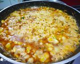 A picture of step 1 of Maggi and yippee noodles.
