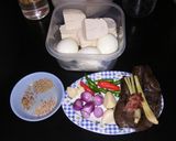 Foto langkah ke 1 dari resep Semur Tahu & Telur.