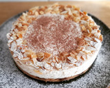 Foto del paso 17 de la receta: Tarta mousse de turrón de Jijona al café sin gluten