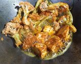 A picture of step 3 of Masala Gobhi Paneer.