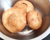 A picture of step 8 of Rajasthani moong dal kachori.