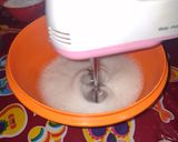 Foto del paso 1 de la receta: Merengues en forma de corazones