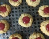 Foto del paso 3 de la receta: Pepas low carbs con mermelada de frutillas light