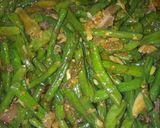 Foto langkah ke 3 dari resep Kacang panjang dan rebon.