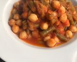 Foto del paso 4 de la receta Garbanzos, judías verdes y tomate