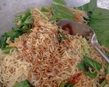 Foto langkah ke 4 dari resep Mie Goreng Jawa.