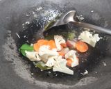 Foto langkah ke 3 dari resep Sup kepiting kembang kol.