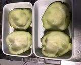Une image de l'étape 10 de Christophines farcies agneau et carottes violettes.