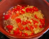 Foto del paso 3 de la receta: Merluza a la marinera