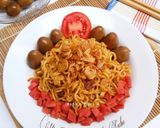 Foto langkah ke 6 dari resep Mie Sambal Gebu Gebu.