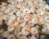 Foto del paso 12 de la receta: Ensalada con camarones al Ajillo (Gambas al Ajillo)
