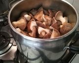 Foto del passaggio 2 della ricetta Cardoncelli sott'olio🍄