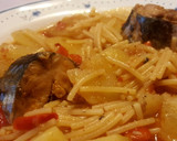 Foto del paso 8 de la receta: Cazuela de verdel con patatas y fideos