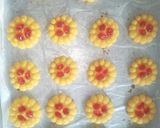Foto langkah ke 5 dari resep Butter Cookies.