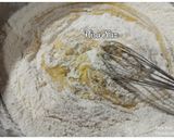 A picture of step 3 of Zeera biscuits.