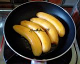 Foto langkah ke 1 dari resep Bolen Pisang Coklat Keju tanpa Korsvet.