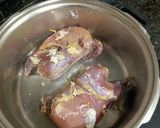 Foto del paso 1 de la receta: Estofado de perdiz