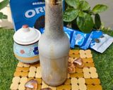 A picture of step 3 of Oreo & Caramel Shake 😋😋.