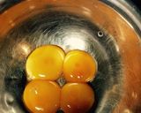 Foto del paso 1 de la receta: Salsa Holandesa