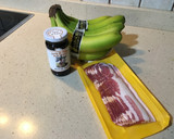 Foto del paso 1 de la receta: Plátano con bacon. Aperitivo fácil y rico
