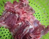 Foto langkah ke 1 dari resep Sop Iga Sapi Bening.