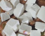 A picture of step 2 of Tandoori Paneer Tikka Masala.