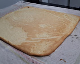 Foto del paso 10 de la receta: Brazo de gitano (o enrollado) relleno de crema pastelera