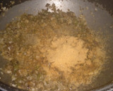 முட்டைக் கோஸ் ஃப்ரைட் ரைஸ் (Muttaikosh fried rice recipe in tamil) ரெசிபி ஸ்டேப் 4 புகைப்படம்