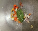 Foto langkah ke 1 dari resep Cah Kangkung Simpel.