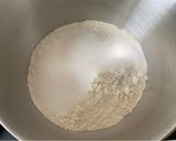 Foto del passaggio 2 della ricetta Danubio dolce con crema al limone