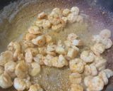 A picture of step 2 of Buttery Shrimps with a twist of Lemon.