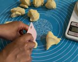 Foto langkah ke 4 dari resep Roti Sobek tanpa Ulen dan tanpa telur.