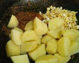 Foto langkah ke 4 dari resep Vegetable Curry.