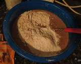 Foto del paso 5 de la receta: Bizcocho con Trufas de Fresa y Arándanos