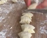 A picture of step 2 of Potato and parsnip gnocchi with green pesto and crispy sage 🌿.