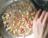 Foto langkah ke 5 dari resep Ayam masak kecap inggris.