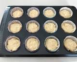 Basic vanilla cupcakes recipe step 6 photo