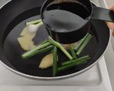 Foto langkah ke 2 dari resep Soy Sauce Chicken.
