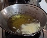 Foto langkah ke 5 dari resep Rempeyek kacang hijau pakai teflon vs wajan biasa.