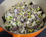 Foto del paso 2 de la receta: Pasta con salsa boloñesa