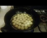 A picture of step 2 of Gulab janum.