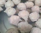Foto langkah ke 3 dari resep Bakso Ayam - Kids Friendly.
