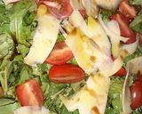 Foto del paso 3 de la receta: Ensalada de rúcula, tomates cherry y parmesano