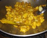 A picture of step 3 of Dahi Vada.