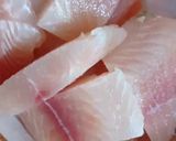 Foto langkah ke 2 dari resep Sop Ikan Dori Sawi Putih.