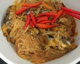 Foto langkah ke 4 dari resep Bihun sarden simple.