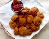 A picture of step 6 of Lotus stem fritters.