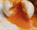 Foto del paso 9 de la receta: Col con patatas, huevo Mollet y refrito de ajos